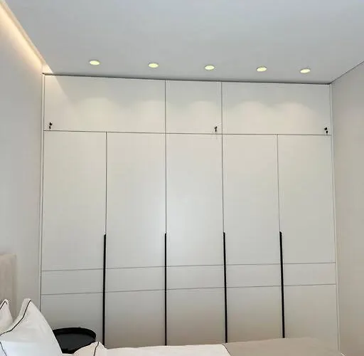 V9 Vanagupes Apartamentai * פלאנגה