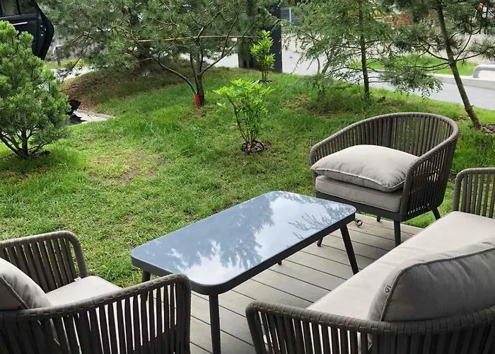 V9 Vanagupes Apartamentai * פלאנגה